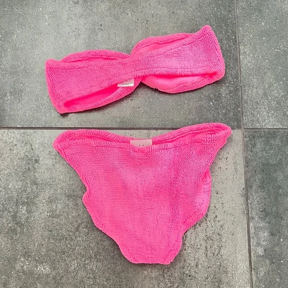 NWOT New Hunza G Ariel Bandeau Pink Bubblegum Bikini Swim Swimsuit One Size - Picture 3 of 8